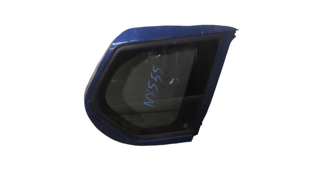 Стукло багажника, правое 83300JG100 NISSAN