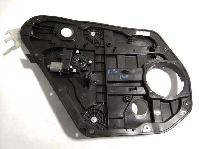 Мотор стеклоподъемника двери задней, левой 834503Z010 HYUNDAI