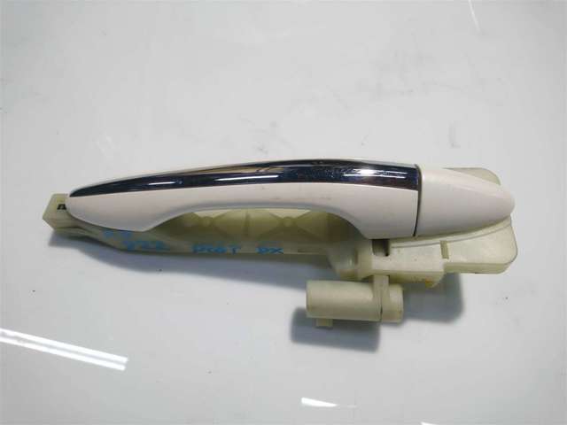 Держатель наружной ручки двери, задней правой 836652T001 HYUNDAI