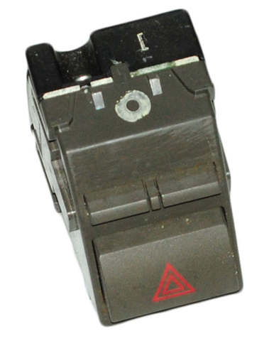Кнопка аварийки 8433206100B1 TOYOTA