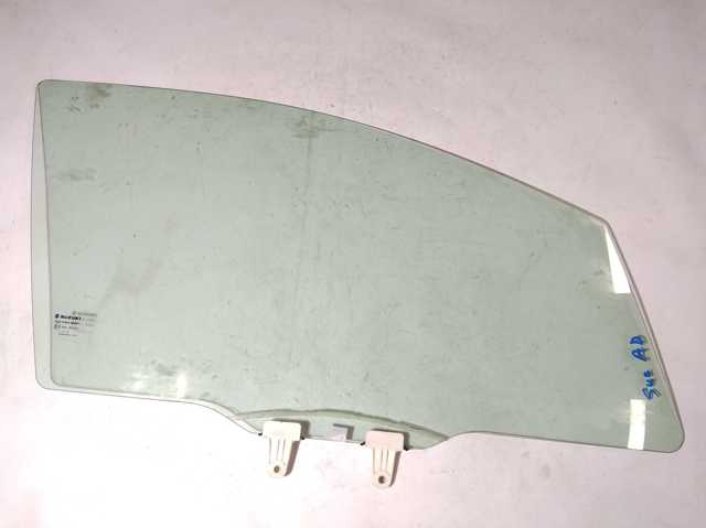 Стекло пассажирской двери 8450161M00 SUZUKI
