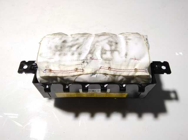 Подушка безопасности (AIRBAG) пассажирская 84530C2500 HYUNDAI