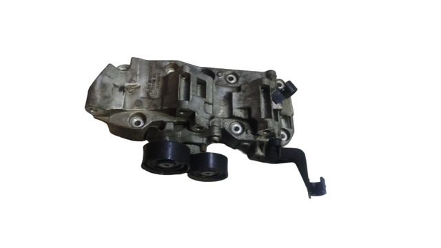 Кронштейн компрессора кондиционера 8506863 BMW
