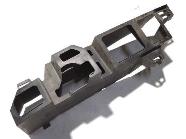 Наполнитель заднего бампера 850932782R RENAULT