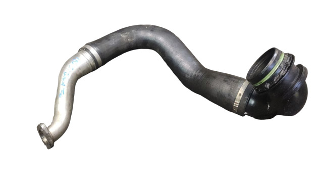 Патрубок интеркуллера 860595 OPEL