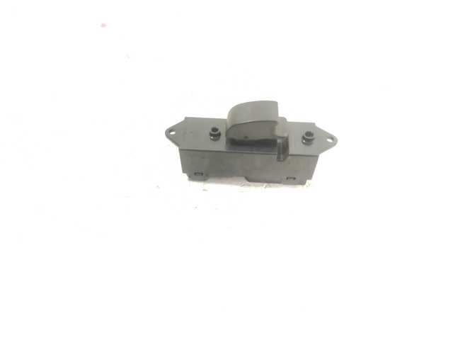 Кнопка подъемника задних стекол 8608A063 MITSUBISHI