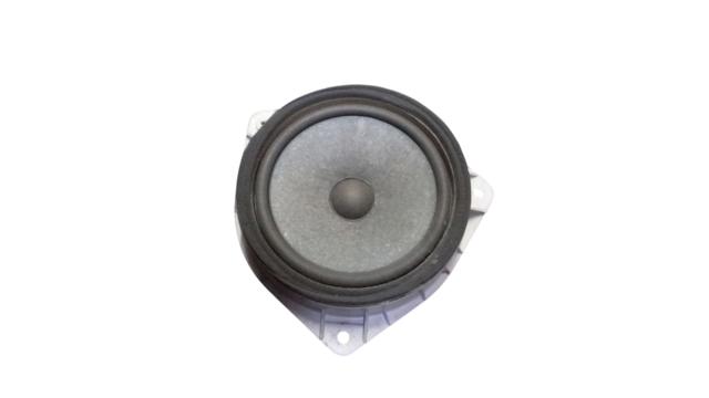 Динамик передней двери 8616042070 TOYOTA