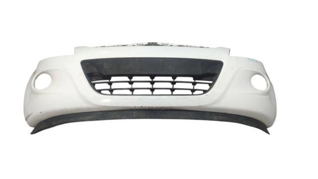 Бампер на авто 865101J010 HYUNDAI