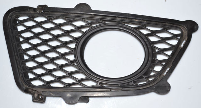  Решетка переднего бампера левая 865151F500 HYUNDAI