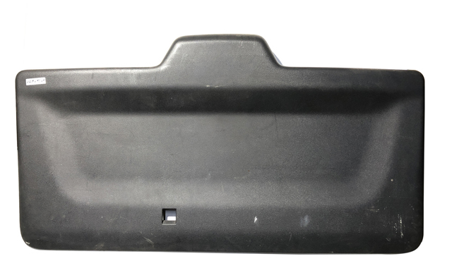 Облицовка багажника пятой двери 8748QY PEUGEOT