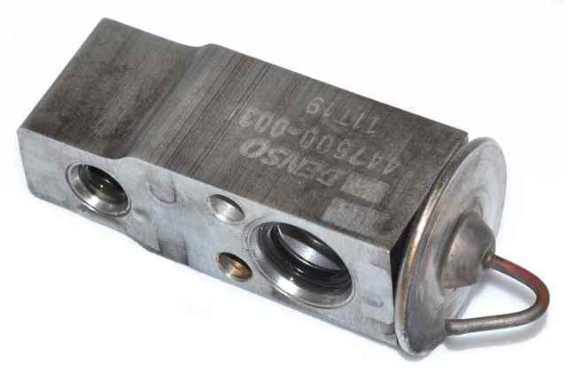 Клапан TRV, кондиционера 8851522240 TOYOTA