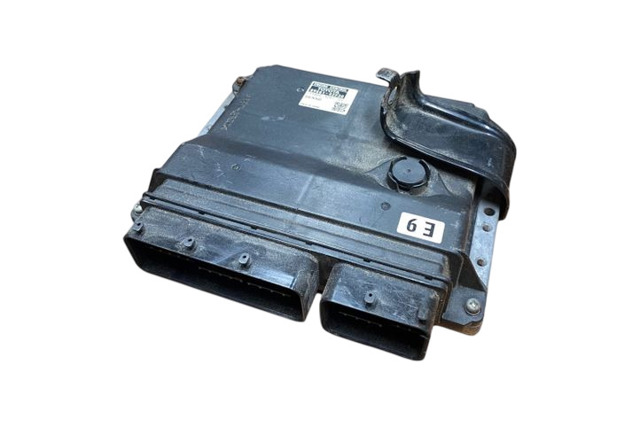 Модуль управления двигателем 8966142F20 TOYOTA