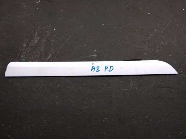 Молдинг двери задней правой 8P4853970FGRU VAG
