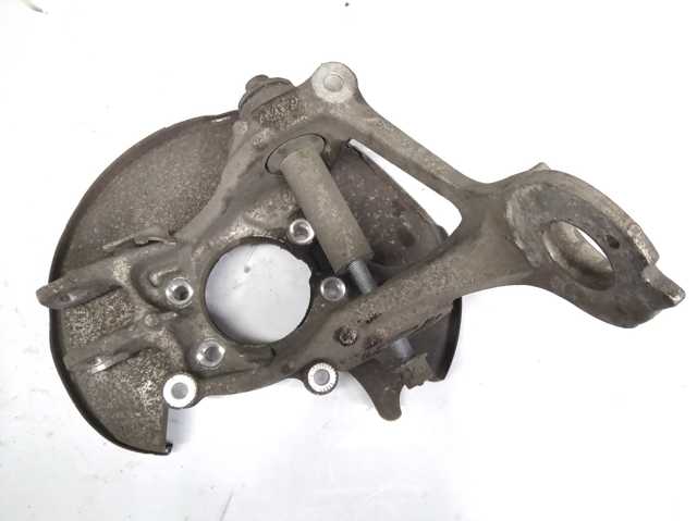 Цапфа правая 8R0505432C VAG