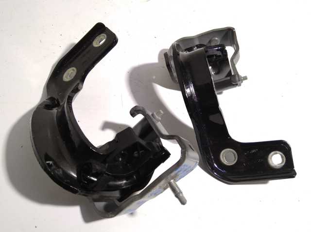 Петля багажника 8R0827299B VAG