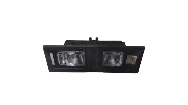 Фонарь освещения номерного знака 8W6943021B VAG