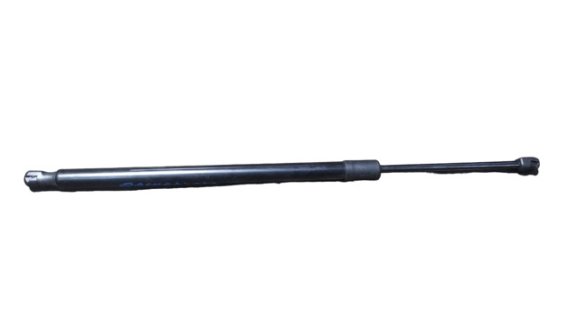 Амортизатор задней двери 904506UA0B NISSAN