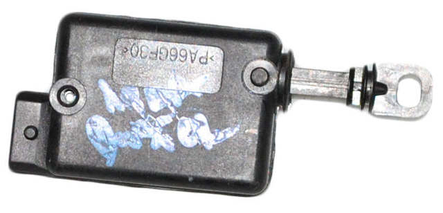 Актуатор замка задней двери 905548054R RENAULT