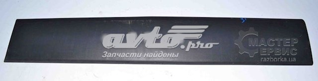 RENAULT 91165348 Накладка крыла заднего левого в наличии Харьков