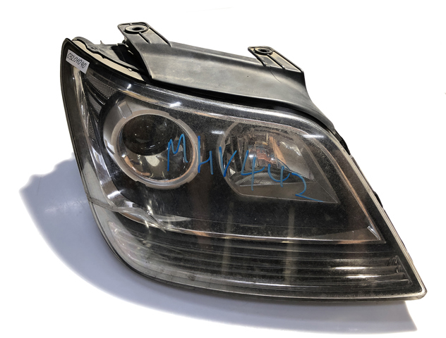Правая блок фара 921022J120 HYUNDAI