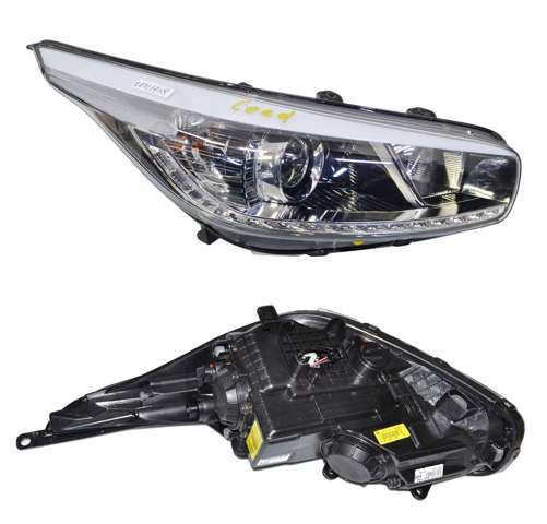 Правая блок фара 92102A2260 HYUNDAI
