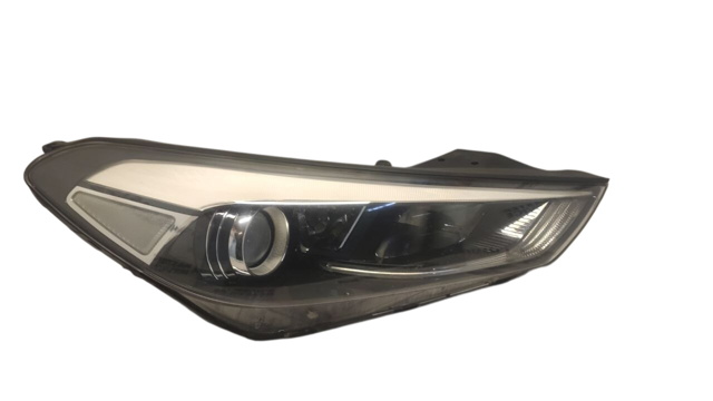 Фара правая 92102D7100 HYUNDAI