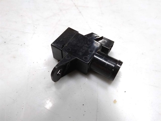 Датчик абсолютного давления кондиционера 921366J001 NISSAN