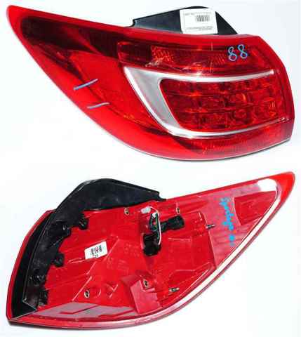 Фонарь задний левый, внешний 924013W010 HYUNDAI