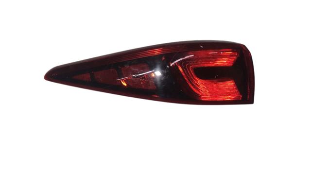 Задняя левая внешняя фара 92401F1000 HYUNDAI