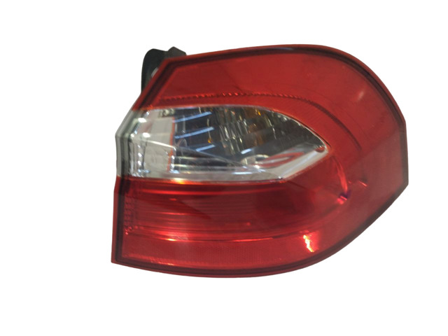 Фонарь задний правый, внешний 924021W210 HYUNDAI