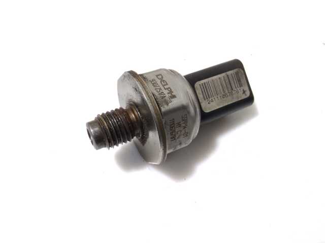 Регулятор давления топлива в топливной рейке Renault Megane III