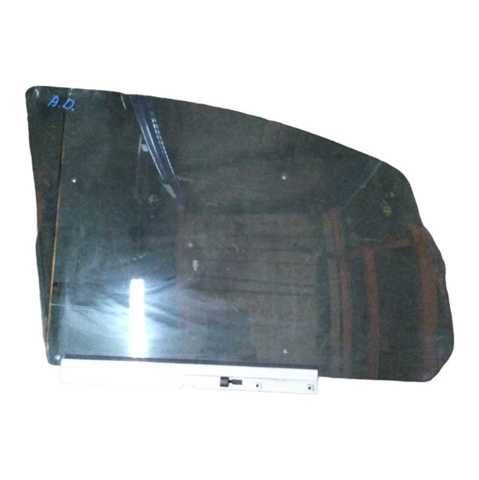 Стекло пассажирской двери 93184336 OPEL