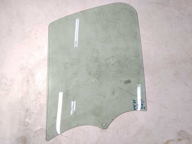 Стекло водительской двери 93867827 OPEL