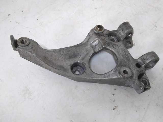 Кронштейн компрессора кондиционера 9672950980 PEUGEOT