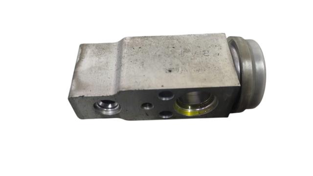 Клапан TRV, кондиционера 976042B000 HYUNDAI