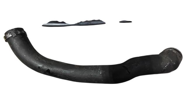 Патрубок интеркуллера 9820100680 PEUGEOT