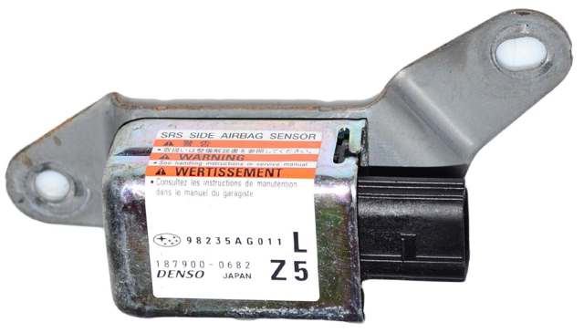 Датчик AIRBAG передний 98235AG011 SUBARU