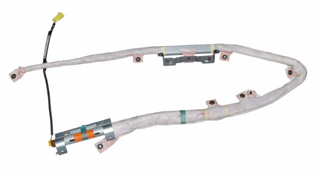 Шторка боковая правая 98251AG000 SUBARU