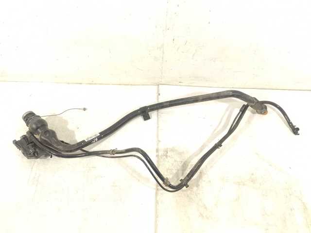 Заливная горловина топливного бака A1664700520 MERCEDES