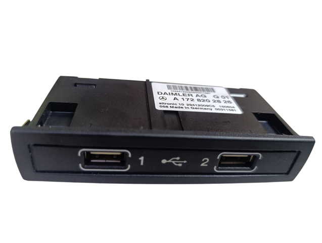 USB-разветвитель A1728202000 MERCEDES