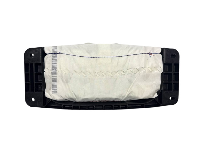 Подушка безопасности (AIRBAG) пассажирская A1768600002 MERCEDES