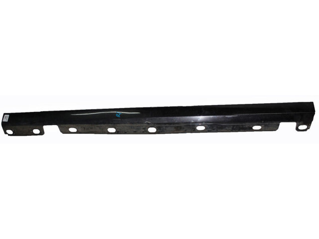 Накладка (молдинг) порога наружная левая A2216900340 MERCEDES