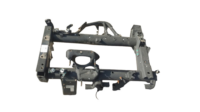 Балка крепления двигателя A2423424400 MERCEDES