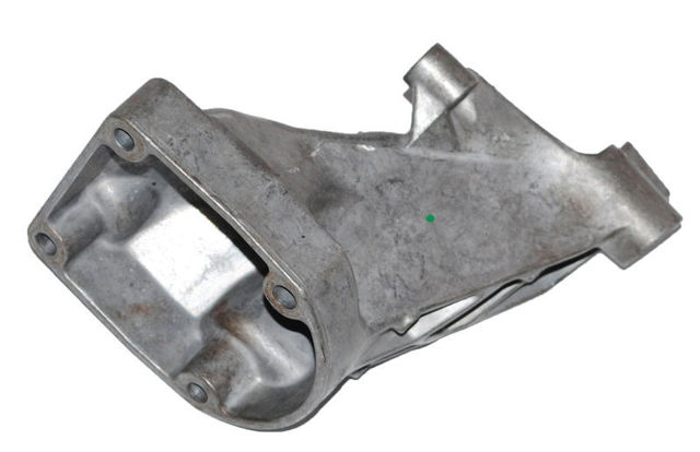 A6112230704 MERCEDES Кронштейн подушки (опоры) двигателя левой купить в Харьков