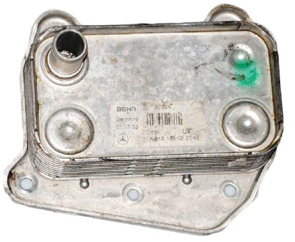Масляный радиатор A6131880201 MERCEDES