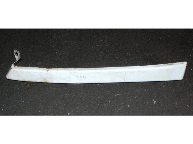 Ресничка левой фары A9016370240 MERCEDES