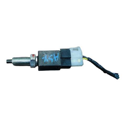 Датчик тормоза B00166490B MAZDA