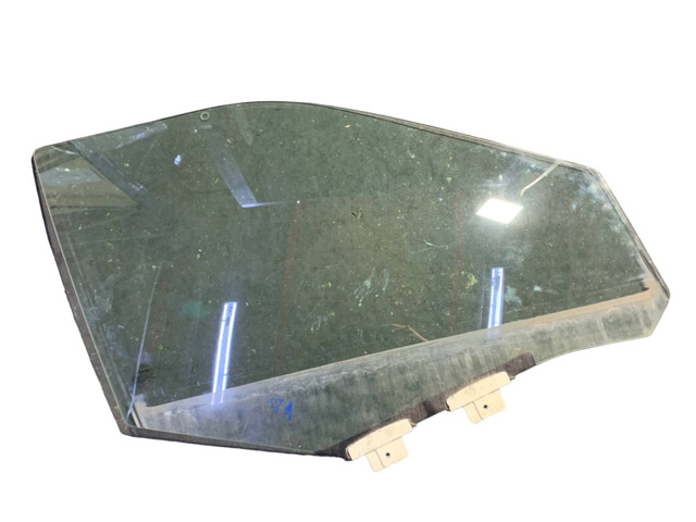 Стекло пассажирской двери BB5Z7821410A FORD