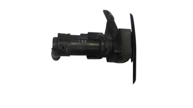 Форсунка омывателя передней левой фары BBP35182YA MAZDA
