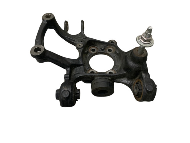 Цапфа правая BHR12611XA MAZDA